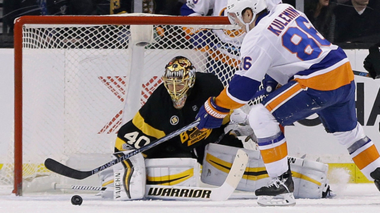 Greiss makes 32 saves; Islanders blank Bruins 4-0 (Jan 16, 2017)